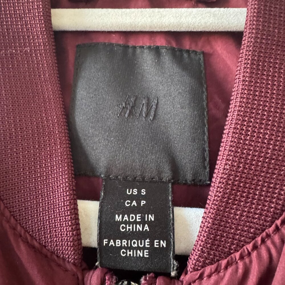 H&M Burgundy Zip Jacket - Picture 5 of 5